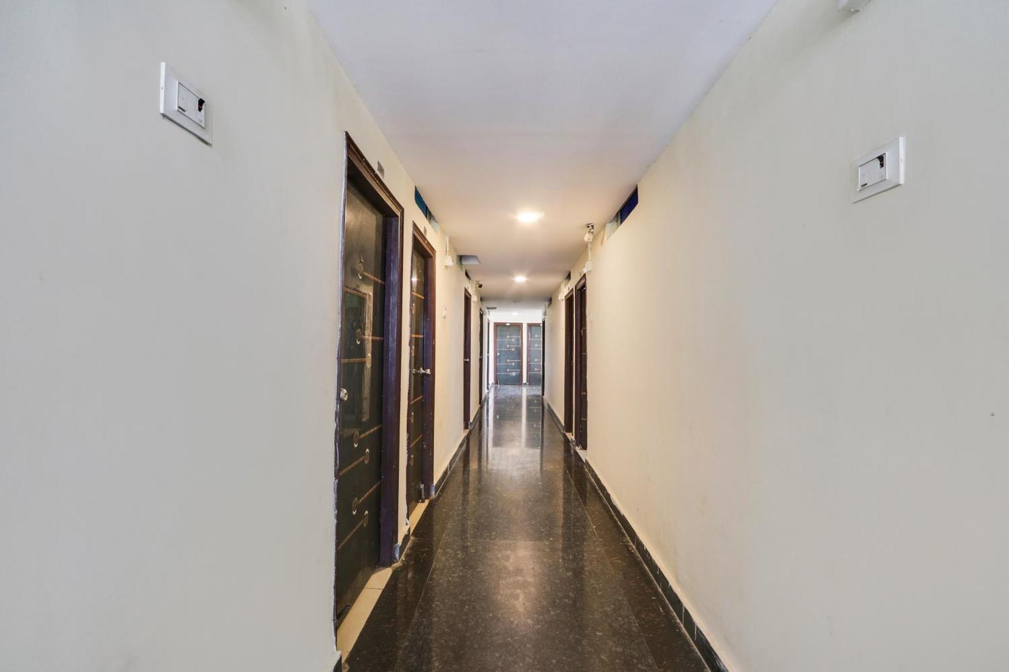 Hotel O Grand Hotel And Lodge Sangareddy المظهر الخارجي الصورة